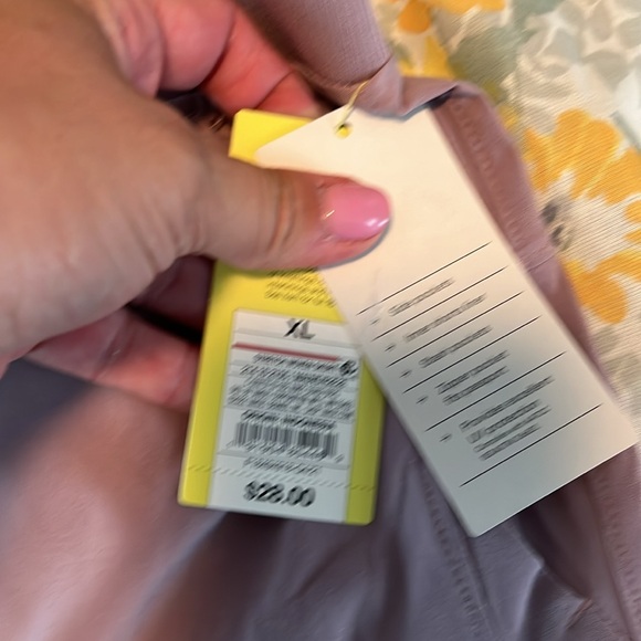 All in motion xl mid rise skort - Picture 3 of 8